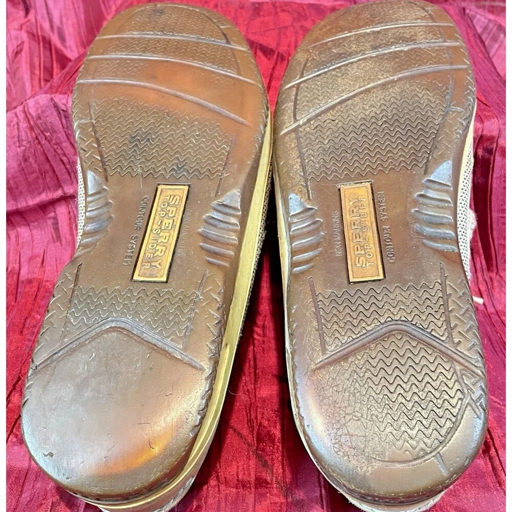 Sperry mens top